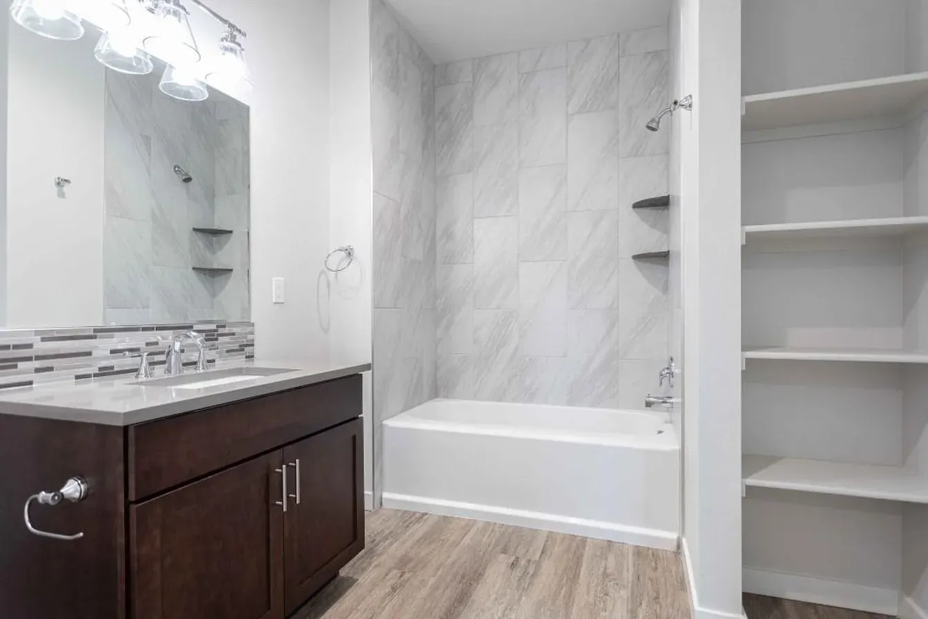 carousel-07-bathroom-1344w.webp
